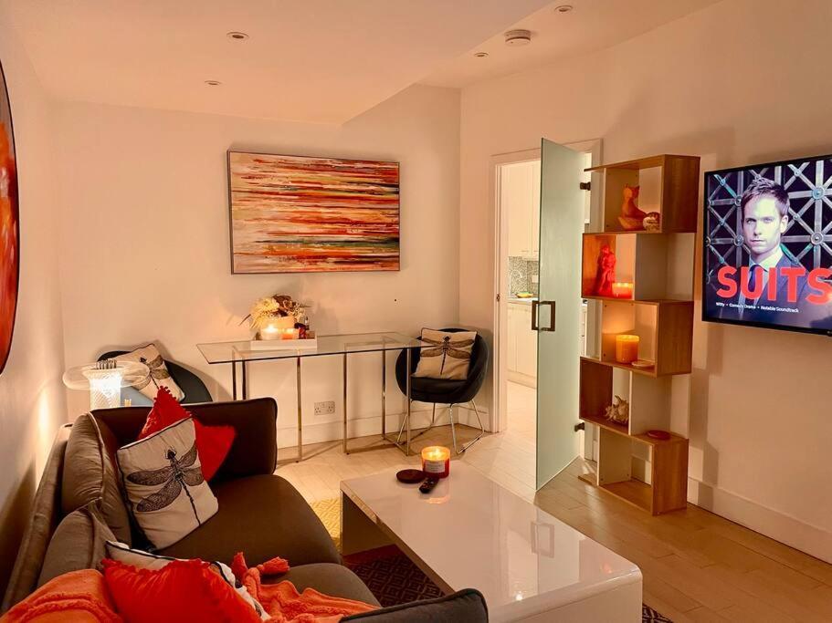 Chelsea Posh Apartment 런던 외부 사진