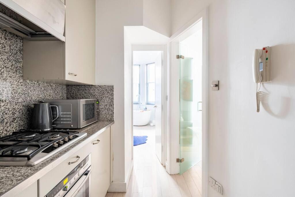 Chelsea Posh Apartment 런던 외부 사진